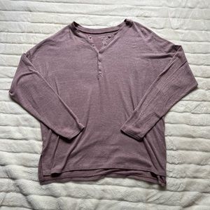 American Eagle long sleeve shirt